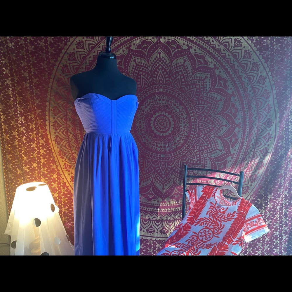 Beautiful blue dress 🌻